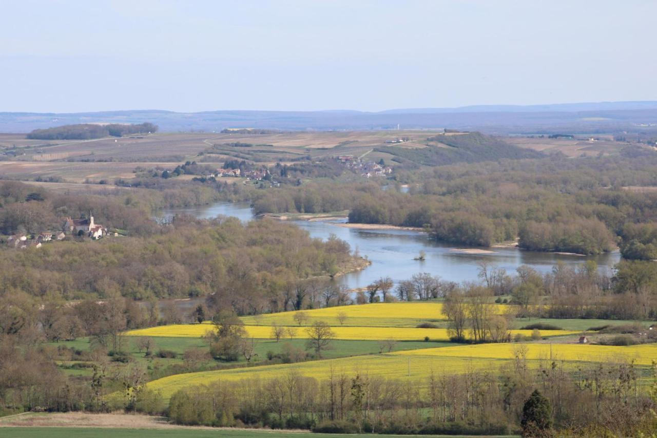 Chambre D'Hotes "Au Bord De Loire" La Marche Ngoại thất bức ảnh
