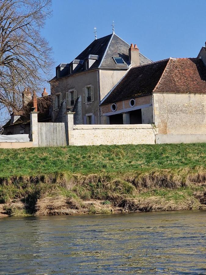 Chambre D'Hotes "Au Bord De Loire" La Marche Ngoại thất bức ảnh