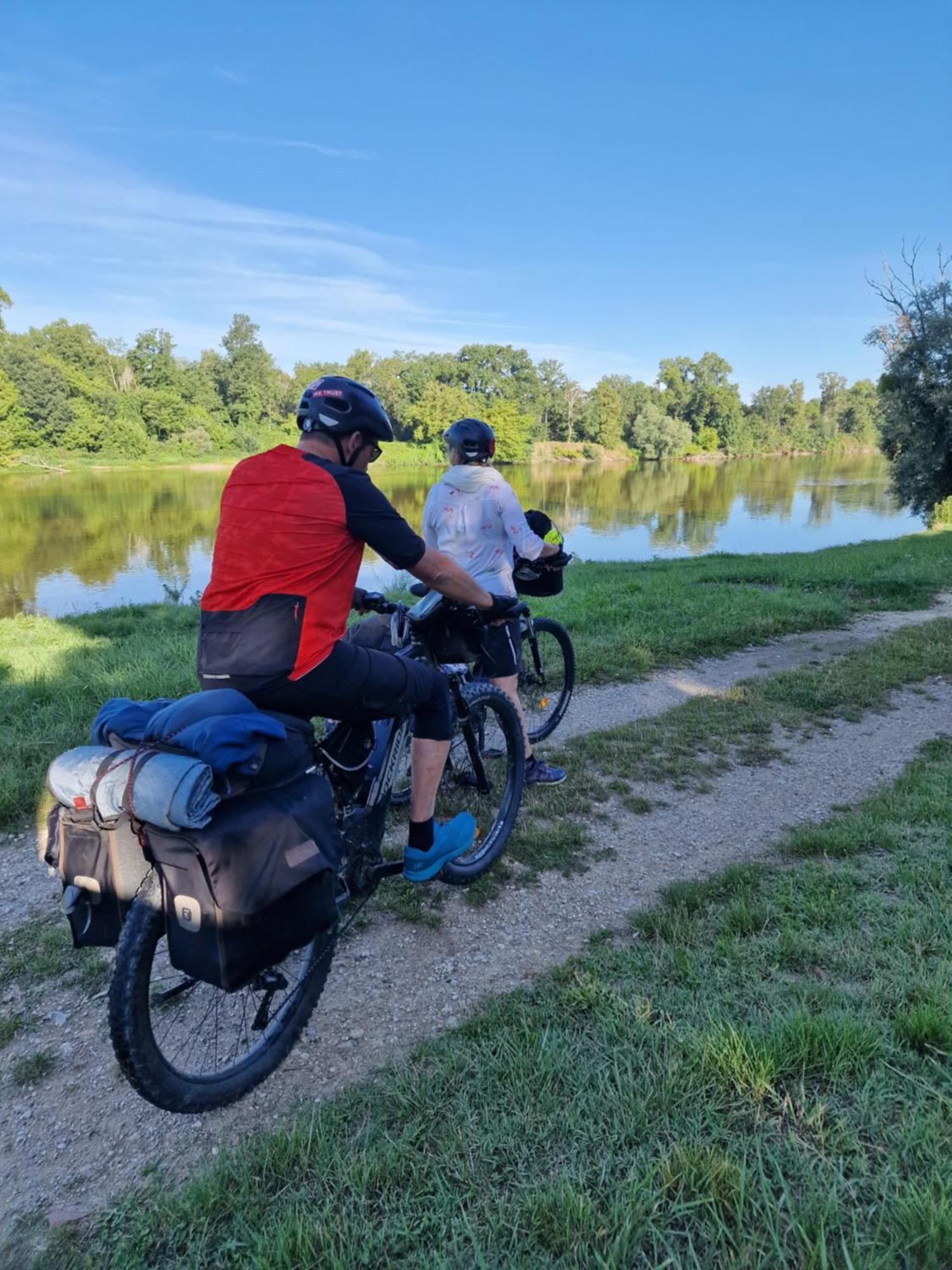 Chambre D'Hotes "Au Bord De Loire" La Marche Ngoại thất bức ảnh